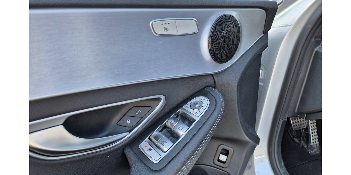 Mercedes-Benz C 200 T AMG Line Rückfahrkamera, AHK, Navigation, 83.637 km 23.890 &euro; Rodgau 63110