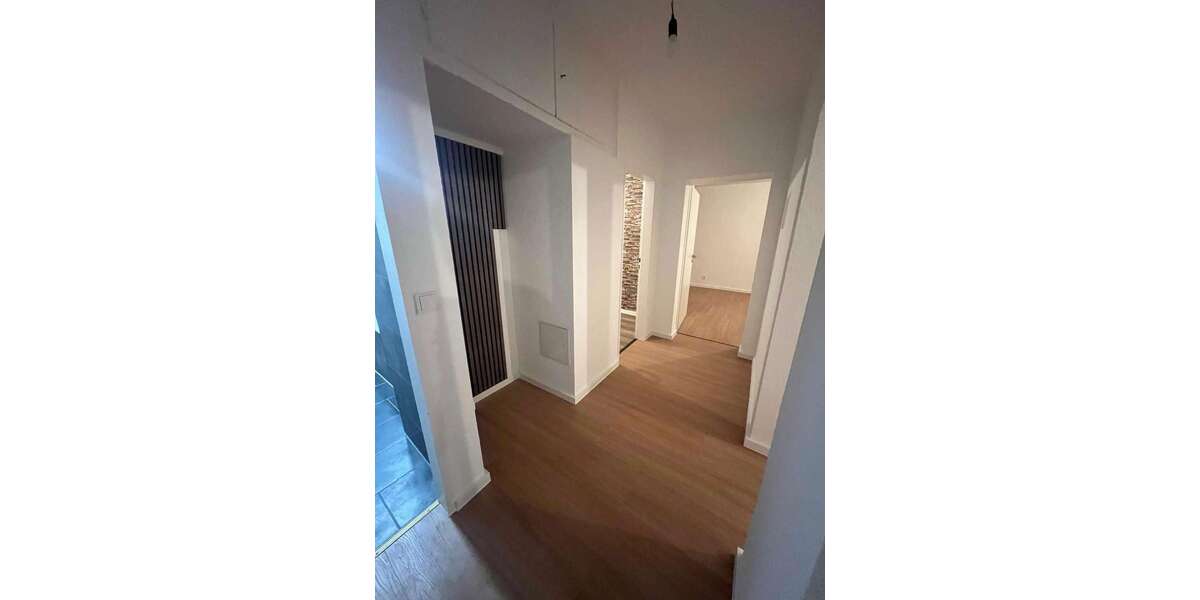 Etagenwohnung Kronberg im Taunus - 3 Zimmer, 74 m&sup2;, 299.000&euro; | Angebot:25142350