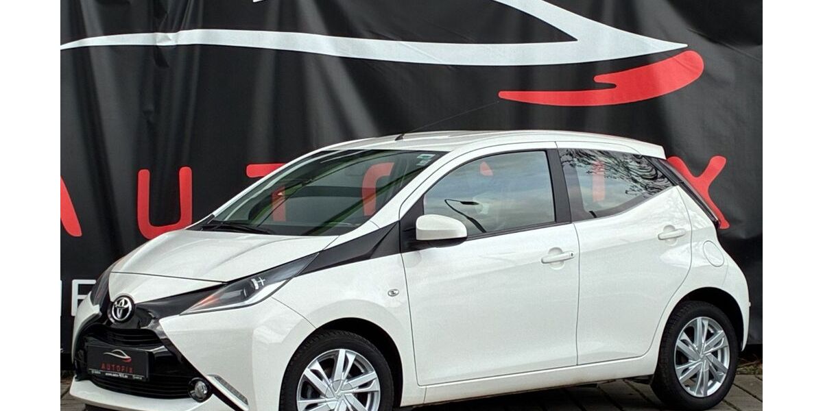 Toyota Aygo (X) 100.230 km 7.200 &euro; Mühlheim am main 63165