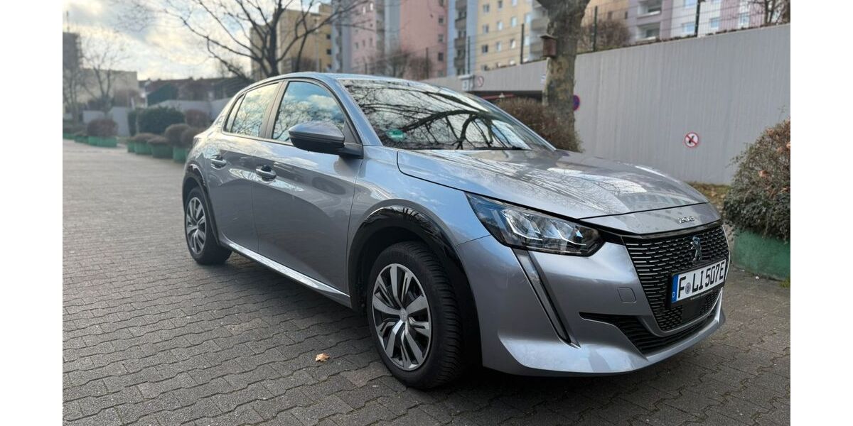 Peugeot e-208 6.338 km 16.490 &euro; Frankfurt am Main 60386