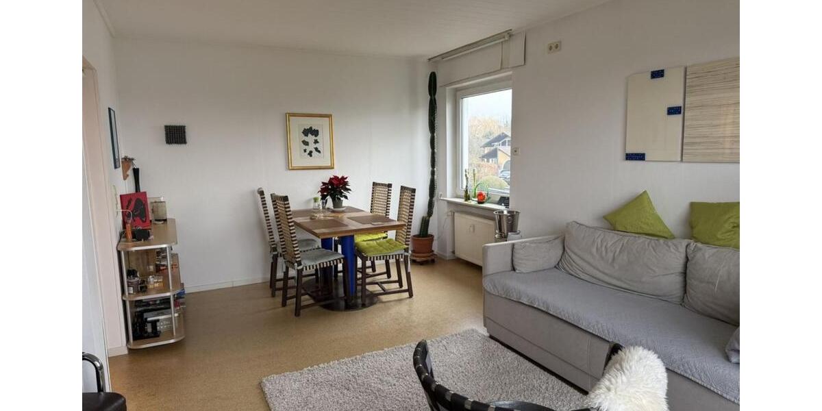 Etagenwohnung Oberursel (Taunus) - 3 Zimmer, 75 m&sup2;, 1.250&euro; | Angebot:25924909