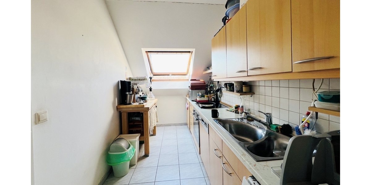 Offenbach-Rosenhöhe: Helle 3-Zimmer-Wohnung mit Balkon und 2 Stellplätzen! - Etagenwohnung Offenbach Buchrain | Angebot:25932369