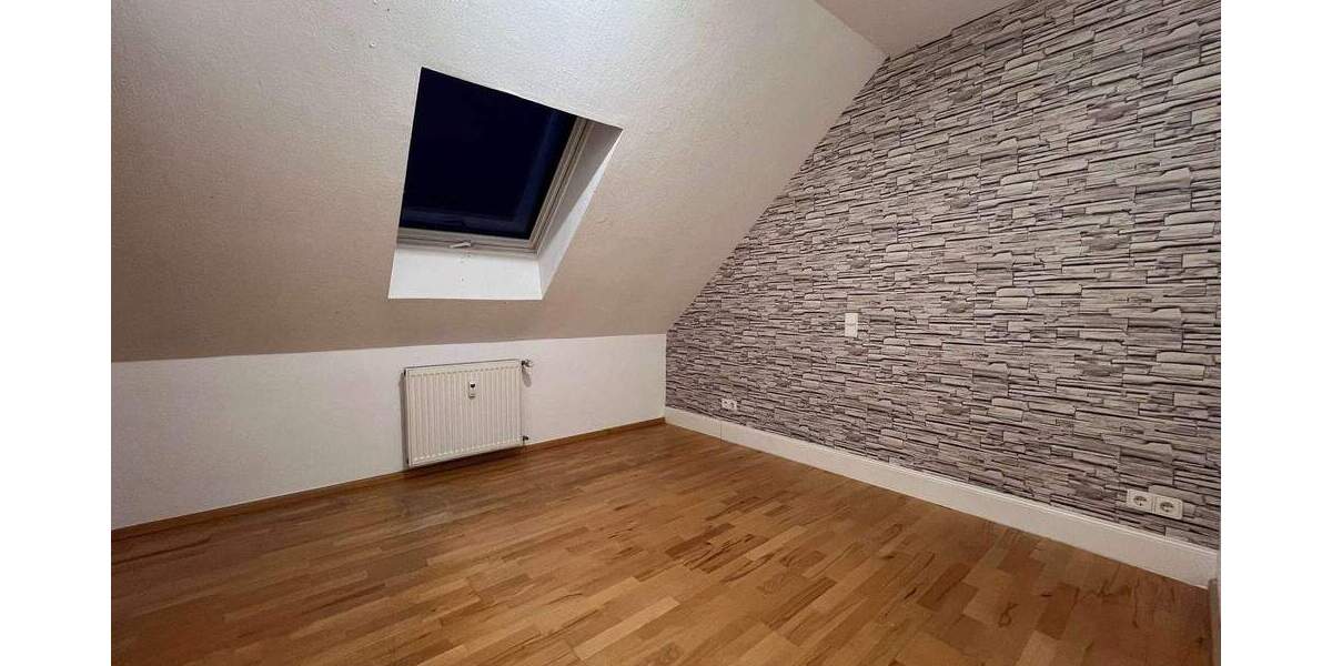 Mehrfamilienhaus, Wohnhaus Frankfurt am Main Schwanheim - 369.000&euro; | Angebot:25706154