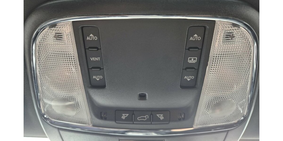 Jeep Grand Cherokee 6.4 V8 HEMI SRT 8-Gang Automatik 250.000 km 17.990 &euro; Rodgau 63110