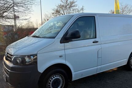 VW T5 Transporter 204.000 km 7.500 &euro; Gelnhausen 63571