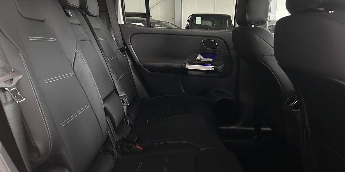 Mercedes-Benz GLB 250 4M AMG PREMIUM DISTRONIC- BURMESTER-360° 14.836 km 50.489 &euro; Groß-Umstadt 64823