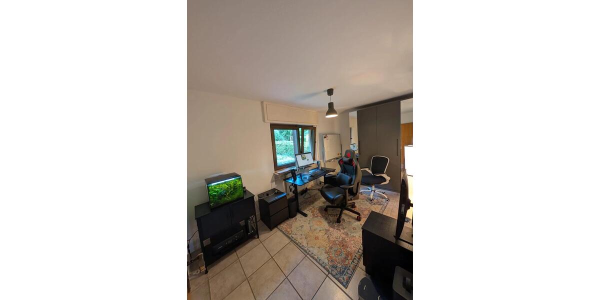 Erdgeschoßwohnung Bad Vilbel - 3 Zimmer, 94 m&sup2;, 1.300&euro; | Angebot:25900521