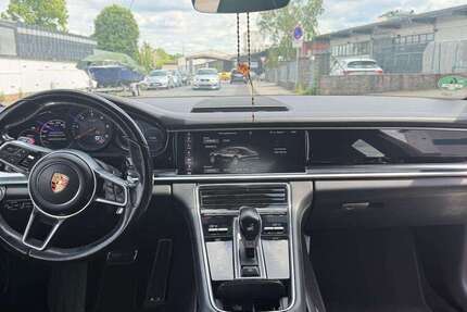 Porsche Panamera 205.602 km 45.000 &euro; Dietzenbach 63128