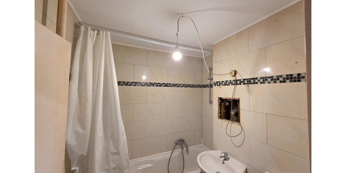 Etagenwohnung Frankfurt am Main Sossenheim - 4.5 Zimmer, 110 m&sup2;, 1.200&euro; | Angebot:25903895