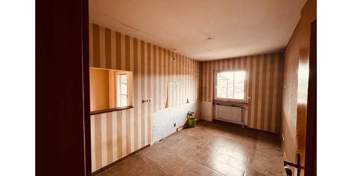 Einfamilienhaus Büdingen - 8 Zimmer, 178 m&sup2;, 395.000&euro; | Angebot:26612295