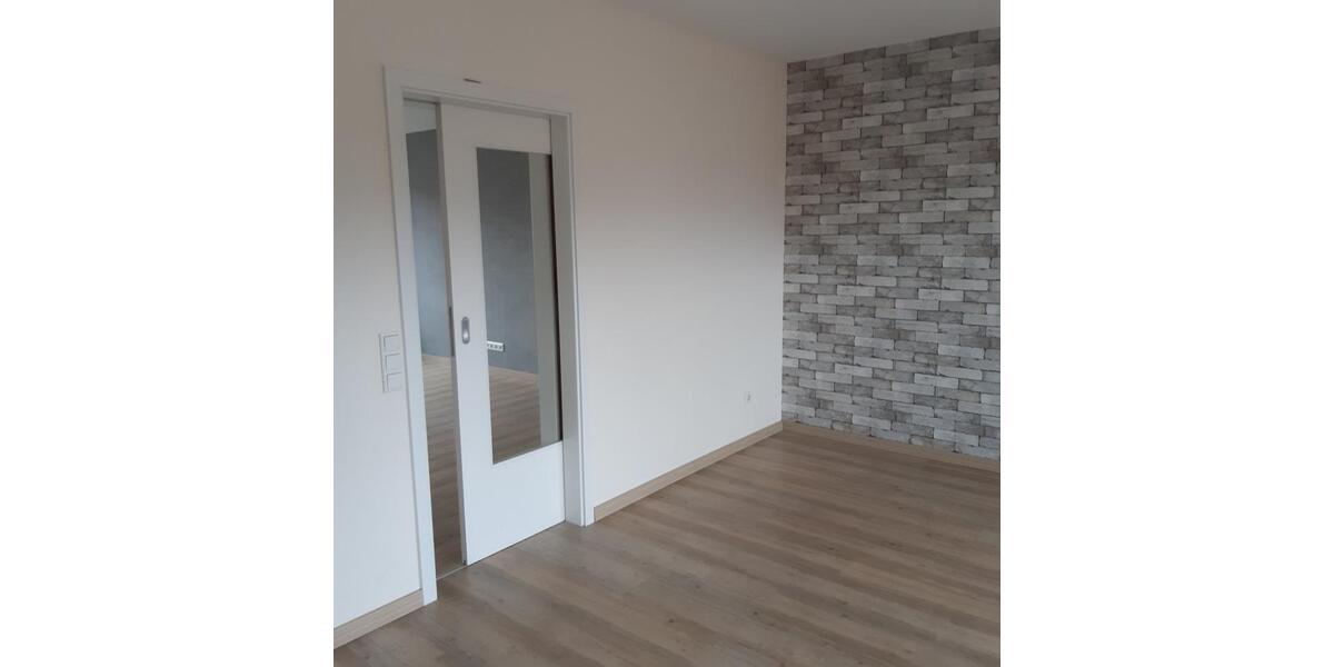 Etagenwohnung Schöllkrippen - 3 Zimmer, 106 m&sup2;, 800&euro; | Angebot:25807308