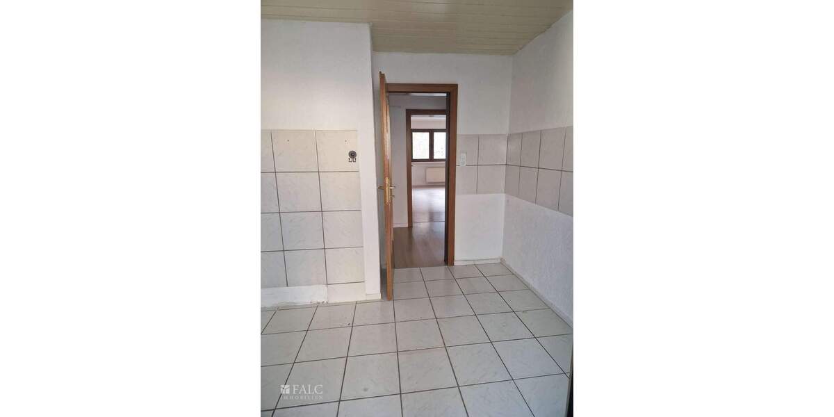 Etagenwohnung Hanau - 3 Zimmer, 79 m&sup2;, 995&euro; | Angebot:25677996