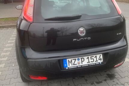Fiat Punto Evo 112.312 km 3.300 &euro; Frankfurt 60439