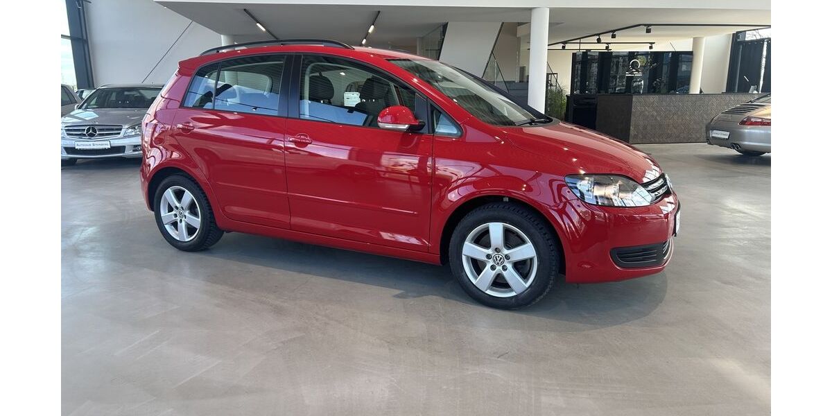 VW Golf 28.000 km 13.896 &euro; Dietzenbach 63128