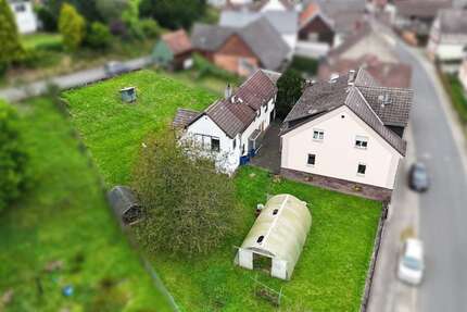 Haus Ortenberg - 10 Zimmer, 328 m&sup2;, 335.000&euro; | Angebot:25838517