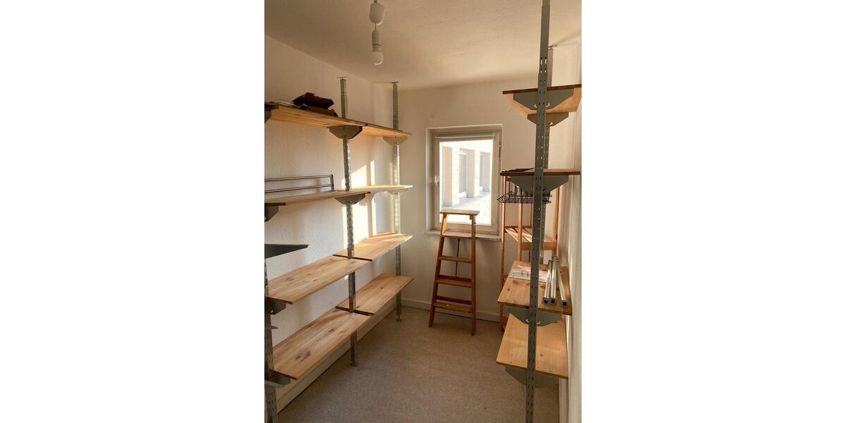 Dachgeschoßwohnung Frankfurt am Main Nord-Ost - 2 Zimmer, 49 m&sup2;, 250.000&euro; | Angebot:25713627