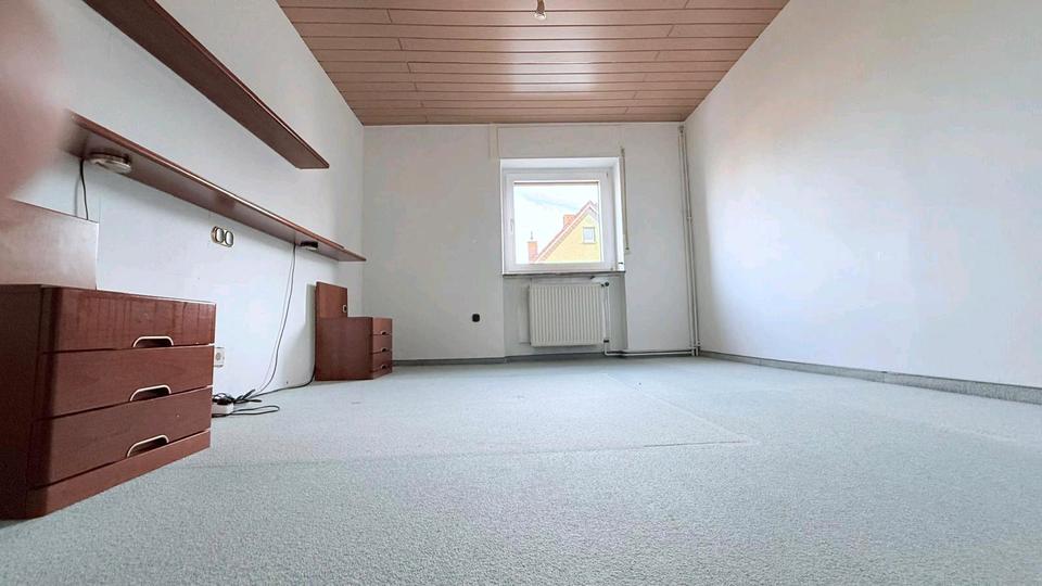 Etagenwohnung Bruchköbel - 6 Zimmer, 125 m&sup2;, 1.750&euro; | Angebot:24814959
