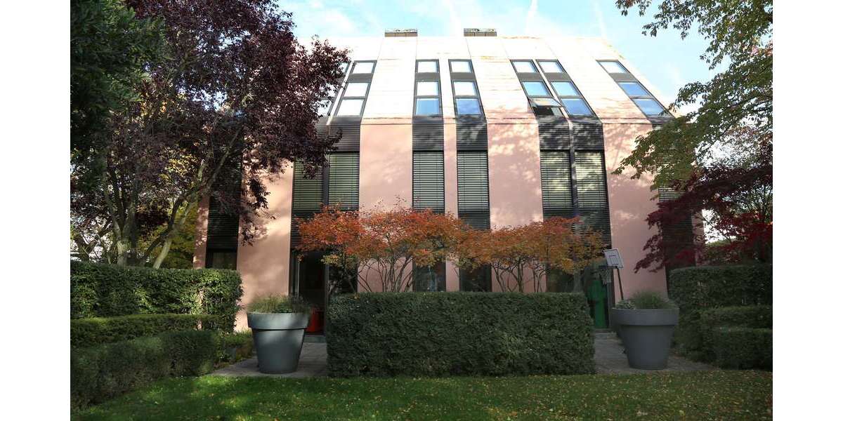 Einfamilienhaus Frankfurt am Main Oberrad - 17 Zimmer, 615 m&sup2;, 3.850.000&euro; | Angebot:26891244