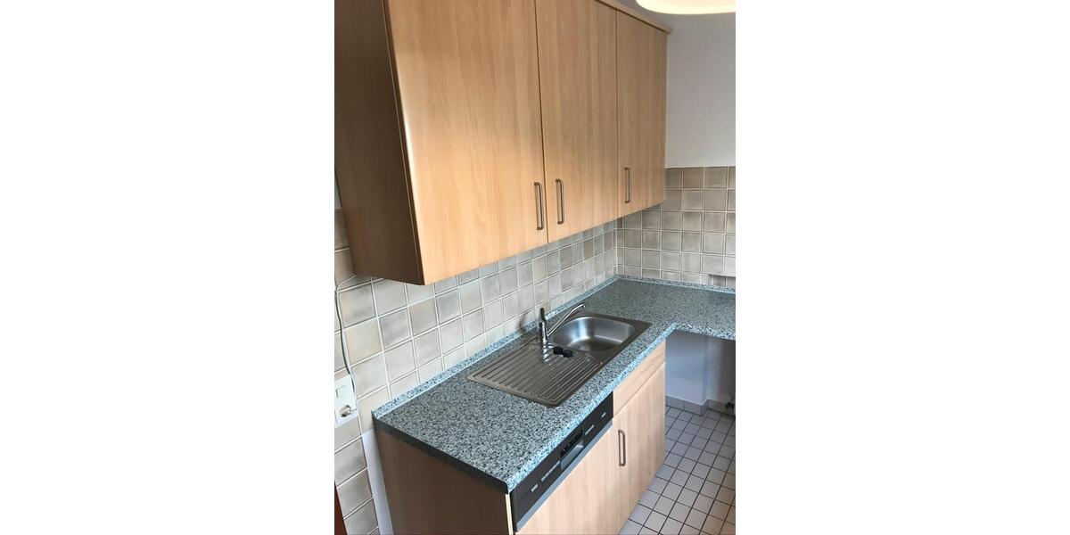 Erdgeschoßwohnung Gelnhausen - 3 Zimmer, 110 m&sup2;, 1.250&euro; | Angebot:27630612