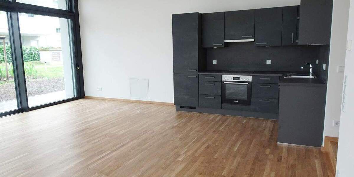 Terrassenwohnung Frankfurt am Main Schwanheim - 3 Zimmer, 103 m&sup2;, 1.900&euro; | Angebot:25672137
