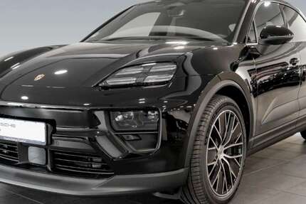 Porsche Macan 9.900 km 85.970 &euro; Frankfurt 60314