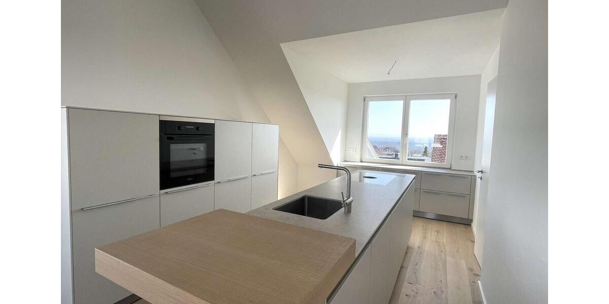 Dachgeschoßwohnung Frankfurt am Main Bergen-Enkheim - 3 Zimmer, 123 m&sup2;, 2.490&euro; | Angebot:25870894