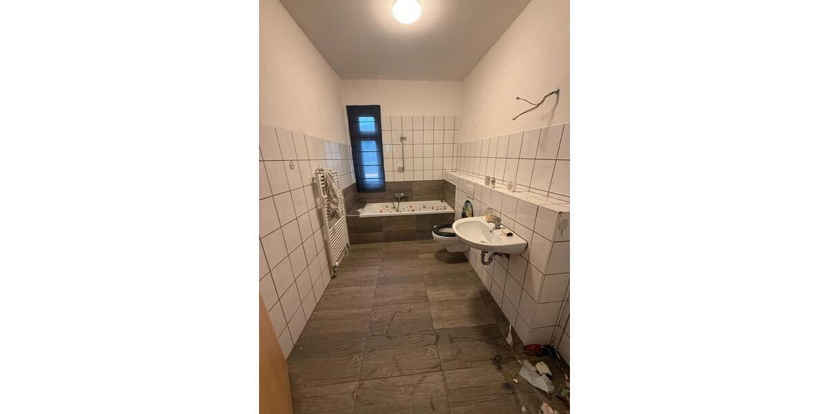 Erdgeschoßwohnung Gelnhausen - 3 Zimmer, 87 m&sup2;, 950&euro; | Angebot:25643964