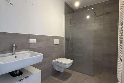 Wohnung Karben - 2.5 Zimmer, 65 m&sup2;, 850&euro; | Angebot:25273708