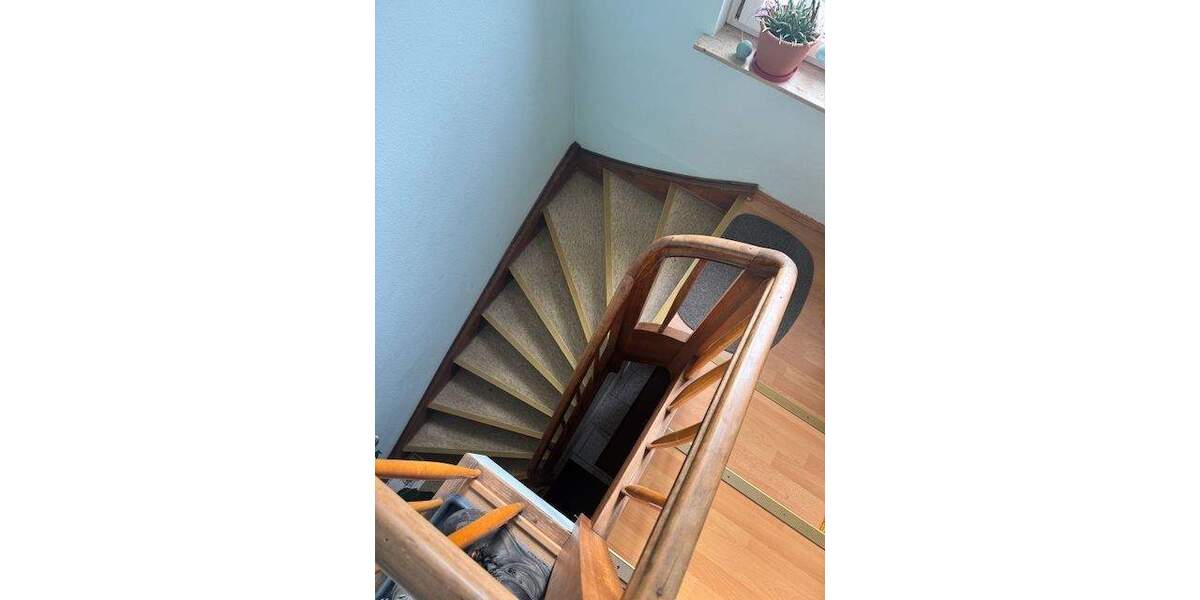 Mehrfamilienhaus, Wohnhaus Schaafheim - 9 Zimmer, 196 m&sup2;, 574.000&euro; | Angebot:25698123