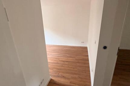 Wohnung Frankfurt am Main Nied - 2 Zimmer, 51 m&sup2;, 1.300&euro; | Angebot:25905292