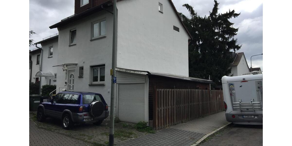 Reihenhaus Frankfurt am Main Eschersheim - 6 Zimmer, 165 m&sup2;, 700.000&euro; | Angebot:26939260