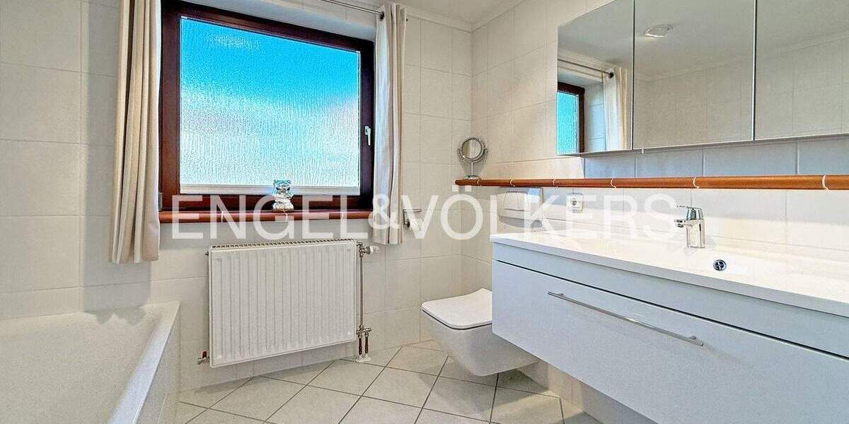 Etagenwohnung Rosbach vor der Höhe Nieder-Rosbach - 3 Zimmer, 88 m&sup2;, 349.000&euro; | Angebot:25898418