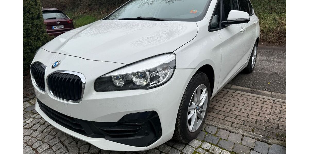BMW 216 Active Tourer 184.000 km 9.700 &euro; Frankfurt 60594