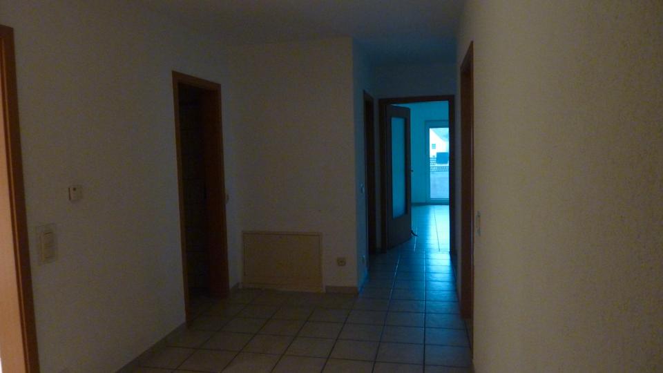 Etagenwohnung Aschaffenburg Damm - 4 Zimmer, 102 m&sup2;, 900&euro; | Angebot:26413579