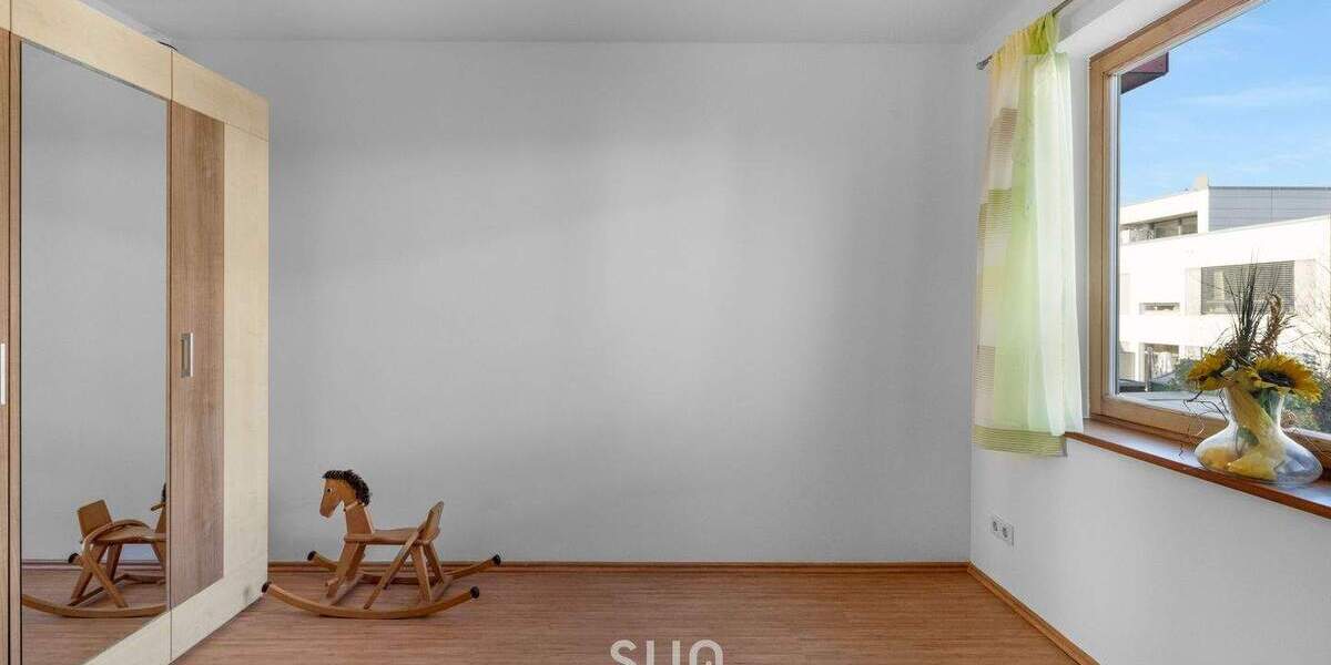 Reihenmittelhaus Frankfurt am Main Kalbach-Riedberg - 6 Zimmer, 160 m&sup2;, 1.150.000&euro; | Angebot:25691061