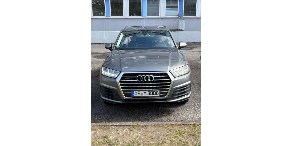 Audi Q7 188.702 km 25.950 &euro; Offenbach am Main 63067