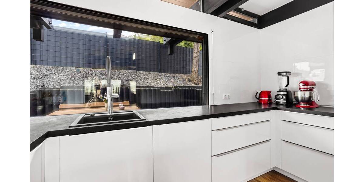 Einfamilienhaus Gelnhausen Haitz - 8 Zimmer, 354 m&sup2;, 950.000&euro; | Angebot:25685325