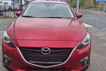 Mazda 3 160.000 km 5.900 &euro; Frankfurt 60486