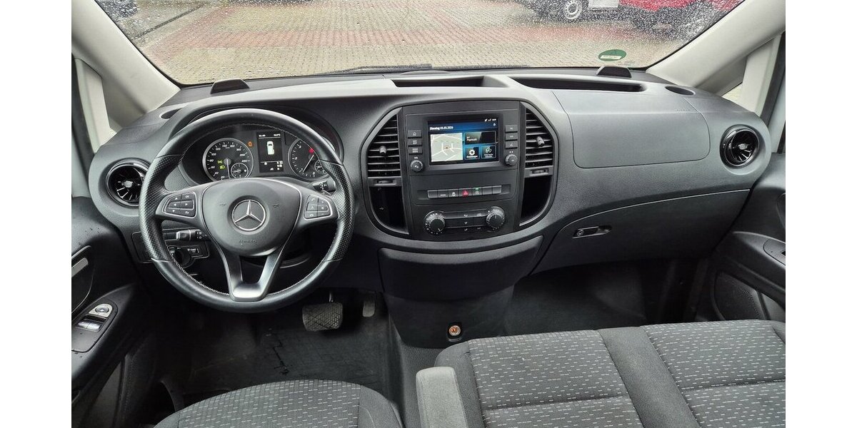 Mercedes-Benz A 180 Progressive Automatik, Rückfahrkamera, LED S 46.111 km 22.890 &euro; Rodgau 63110