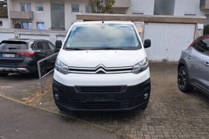 Citroen Jumpy 82.433 km 12.500 &euro; FRIEDRICHSDORF 61381