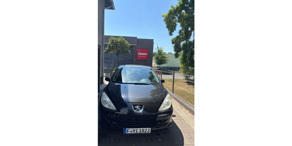 Peugeot 307 139.500 km 1.350 &euro; Frankfurt am main 65929