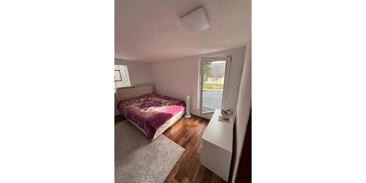 Etagenwohnung Bruchköbel - 3 Zimmer, 65 m&sup2;, 700&euro; | Angebot:27551340