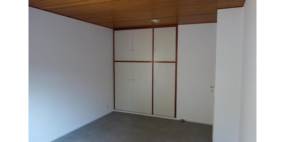 Reihenhaus Frankfurt am Main Innenstadt 3 - 5 Zimmer, 172 m&sup2;, 2.450&euro; | Angebot:25164597