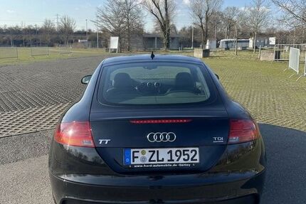 Audi TT 123.721 km 14.690 &euro; Frankfurt am Main 60489