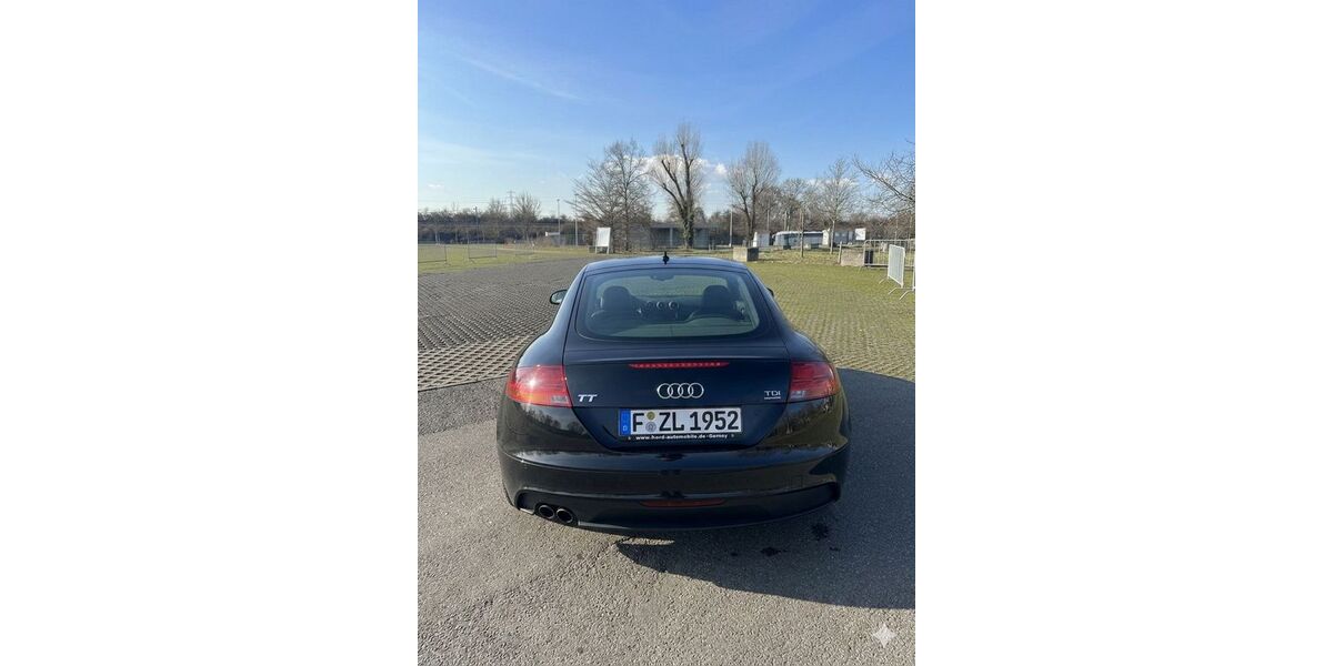 Audi TT 123.721 km 14.690 &euro; Frankfurt am Main 60489