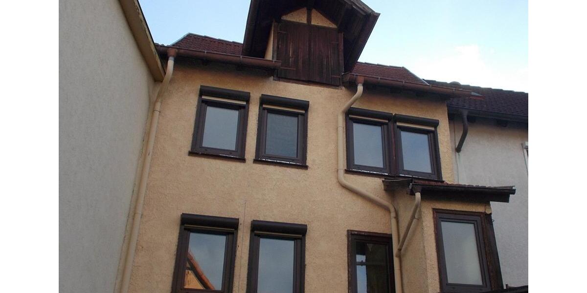 Reihenhaus Frankfurt am Main Niederrad - 10 Zimmer, 137 m&sup2;, 58.000&euro; | Angebot:16960480