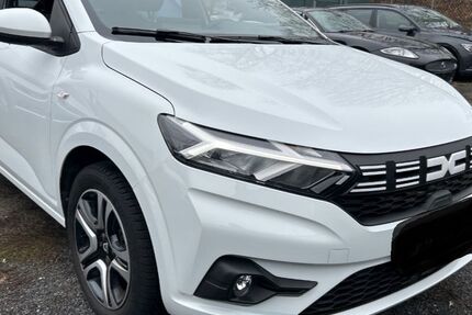 Dacia Sandero 12.162 km 12.990 &euro; Langenselbold 63505