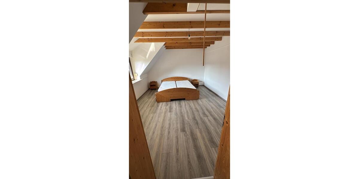 Etagenwohnung Ranstadt - 3 Zimmer, 89 m&sup2;, 890&euro; | Angebot:25881427