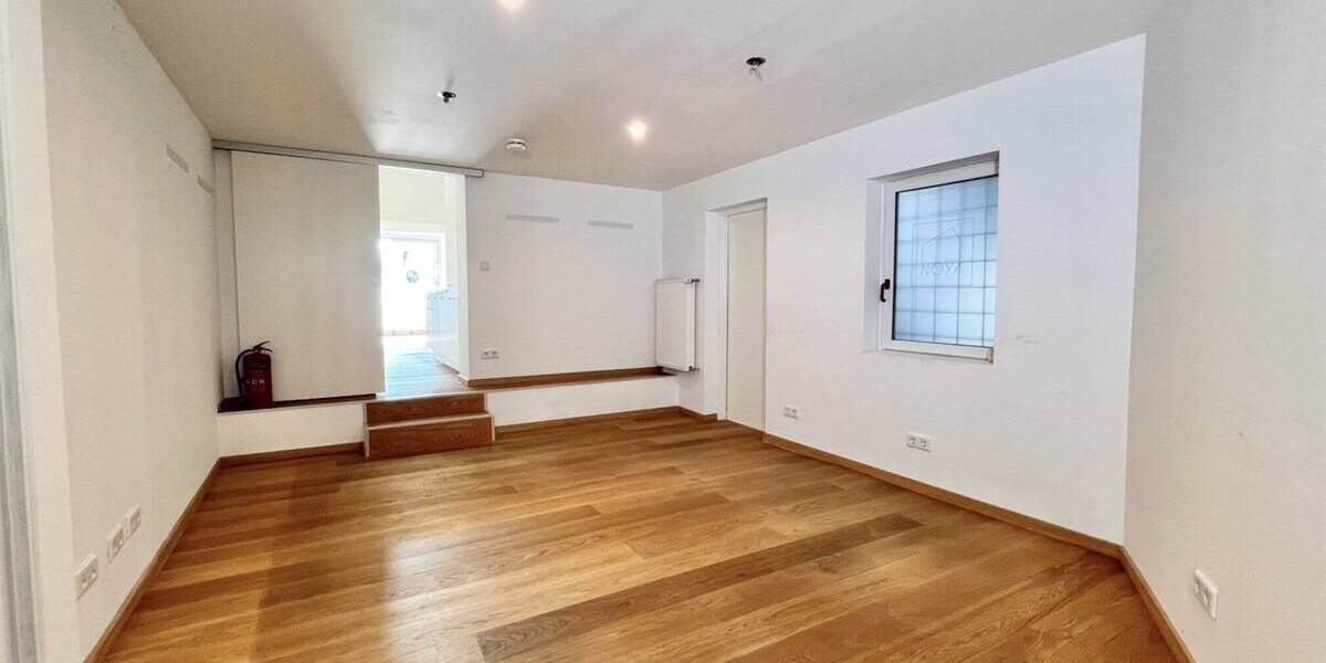 Gewerbeobjekt Frankfurt am Main Rödelheim - 1.560&euro; | Angebot:25706153