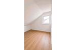 Dachgeschoßwohnung Großostheim - 3 Zimmer, 92 m&sup2;, 1.200&euro; | Angebot:26413770